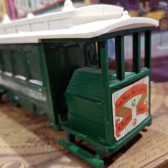 Vintage Avon after shave - Picture 6 of 11